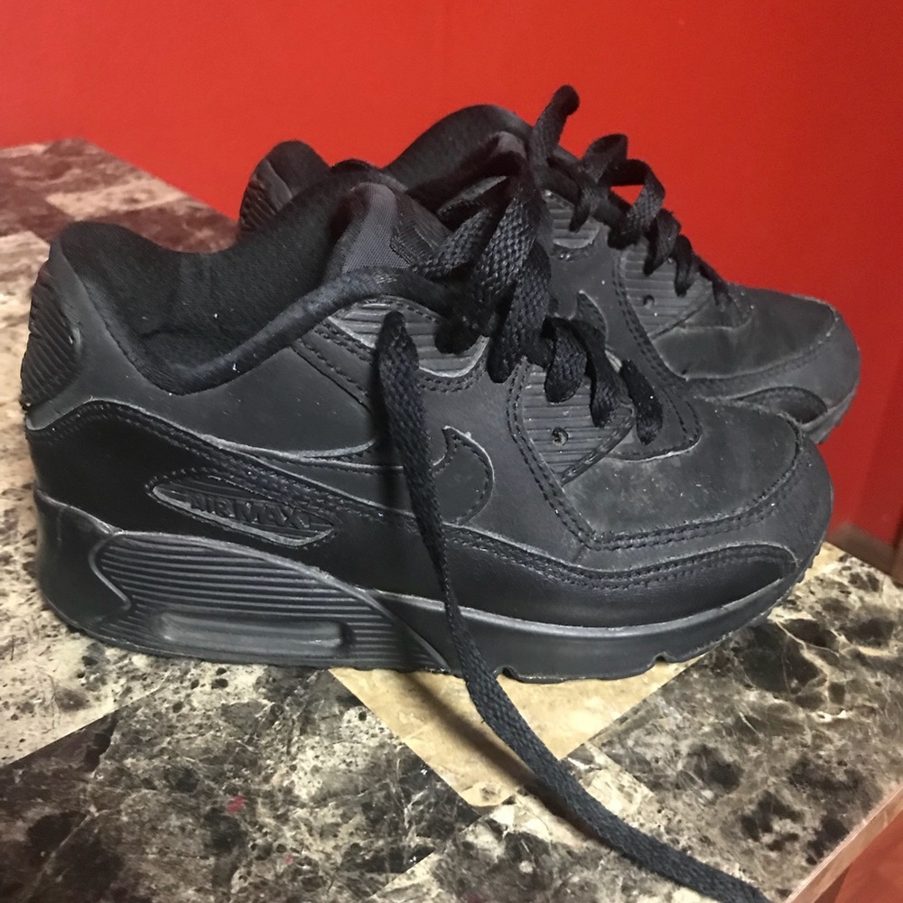 Kids black Nike Air Max